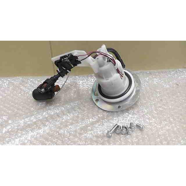GSX-R125 DL32D-100xxx の 燃料ポンプ *1743557261 中古 : バイク