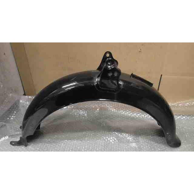 YB50 UA05J-011xxx の リアフェンダー *1743563084 中古 : バイク