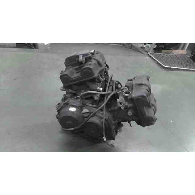 VFR400R NC24-1006xxx の エンジン *1748567362 中古 : バイクパーツ