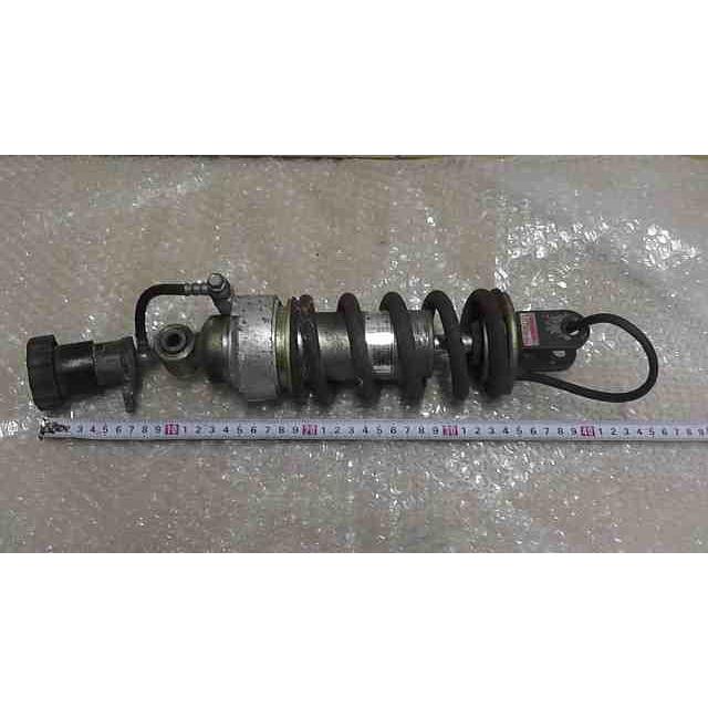 VFR400R NC21 の リアサスペンション *1748569813 中古 : バイクパーツ