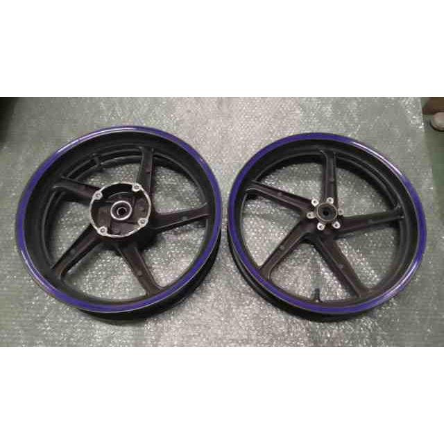 VTR250 FI MC33-1400xxx の ホイールセット *1754364256 中古 : バイク