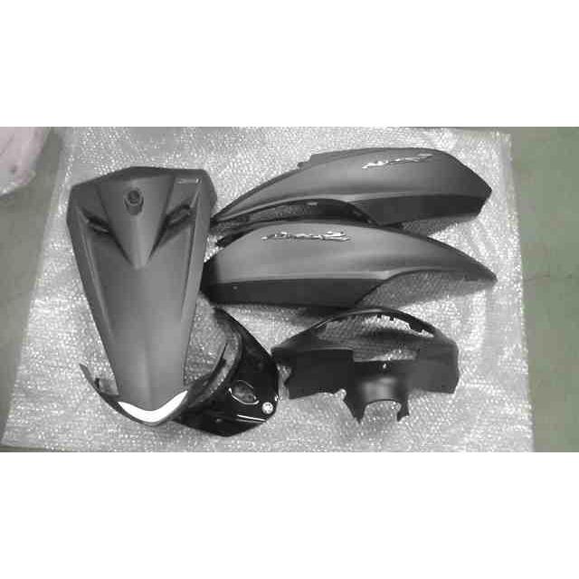 アクシスZ SED7J の カウルセット 傷 *1755840068 中古 : バイクパーツ