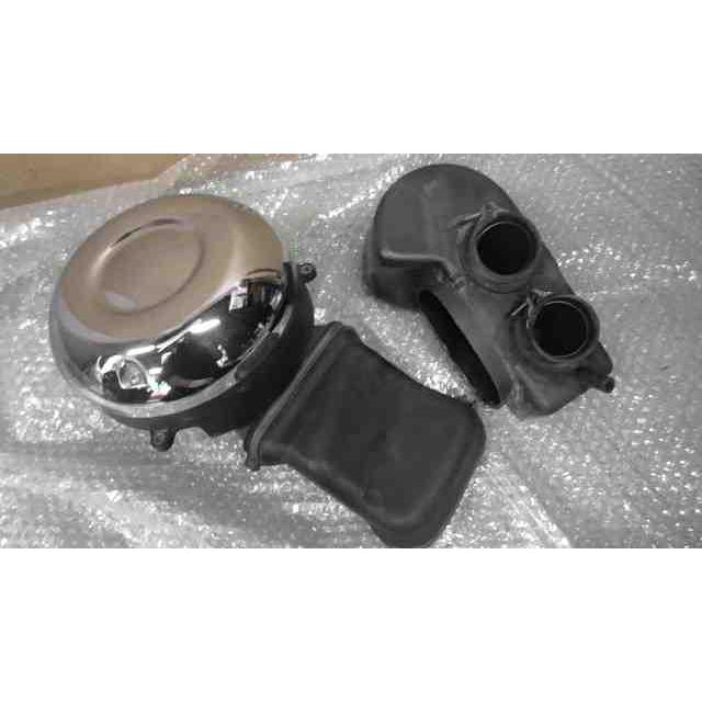 ドラッグスター400 4TR の エアクリーナーボックス *1764730697 中古