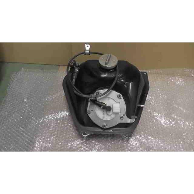 ディオ FI AF68-1123xxx の ガソリンタンク ポンプ *1764906596 中古