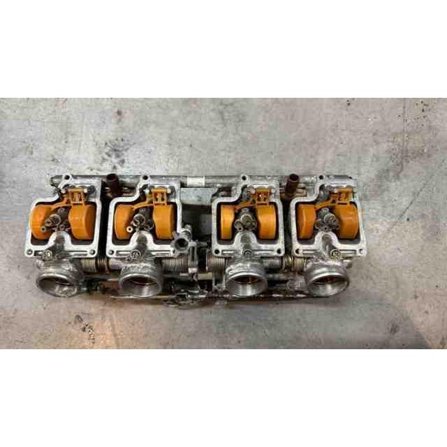 CB400 SUPER FOUR　NC31-1006xxx　の　キャブレター *1768958024　中古_4