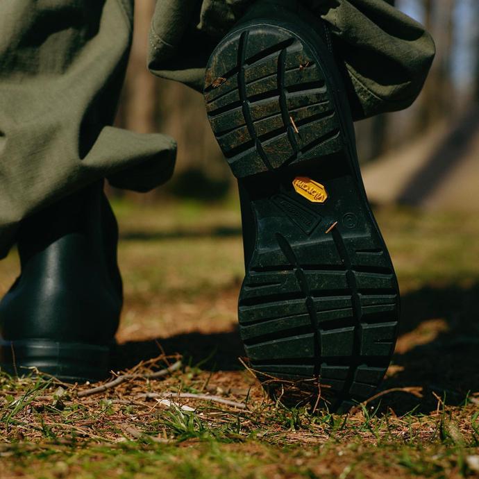 Blundstone ブランドストーン ALL- TERRAIN サイドゴアブーツ ビブラム