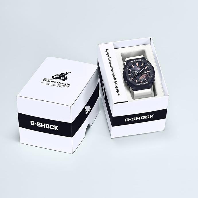 【未使用】ガラパゴスペンギンモデル GA-B2100CD-1A7JR G-SHOCK】ガラパゴスペンギンをモチーフにしたキュート過ぎる