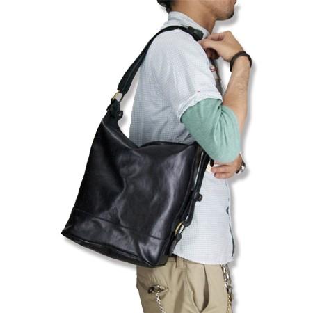 I MEDICI MEDICI[イ メディチ]トライアンゴル レザーショルダーバッグ  