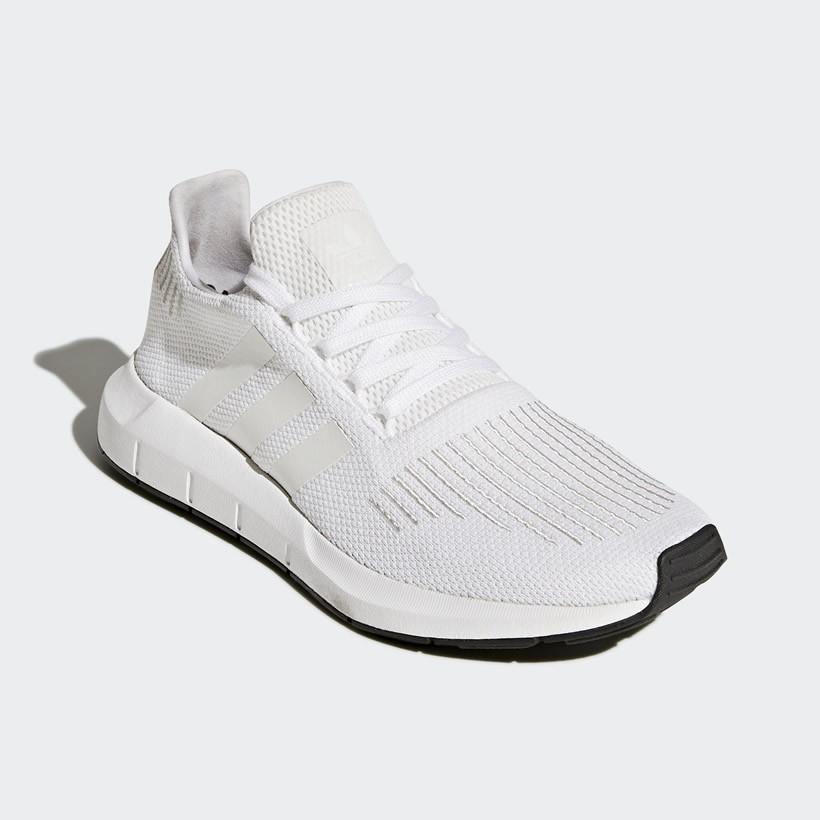 アディダス スニーカー メンズ おしゃれ ブランド ローカット adidas SWITF RUN CG4112 :adft030:SHOOWTIME - 通販 - Yahoo!ショッピング