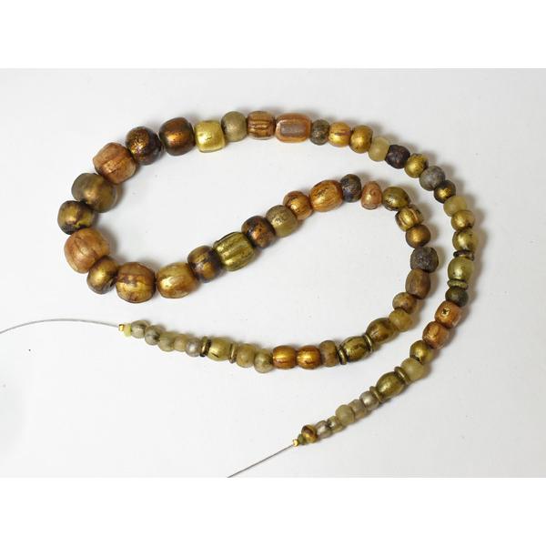 古墳期　硝子玉一連　風化　出土品　とんぼ玉 古墳期 硝子玉一連 風化 出土品 とんぼ玉 古墳期 硝子玉一連 風化 出土