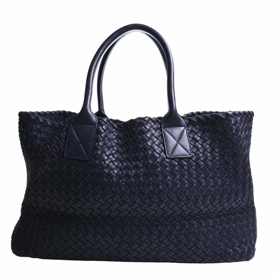 Bottega Veneta ボッテガヴェネタ イントレチャート レザー カバMM  