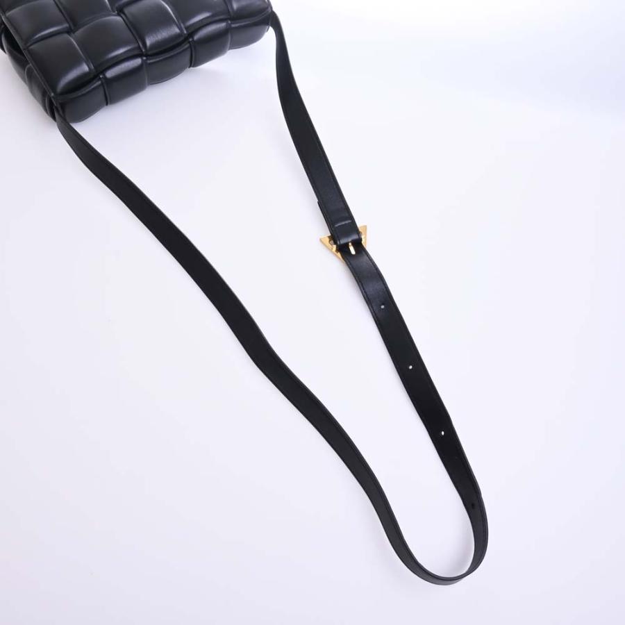 BOTTEGA VENETA（ボッテガ・ヴェネタ） マキシ イントレチャート