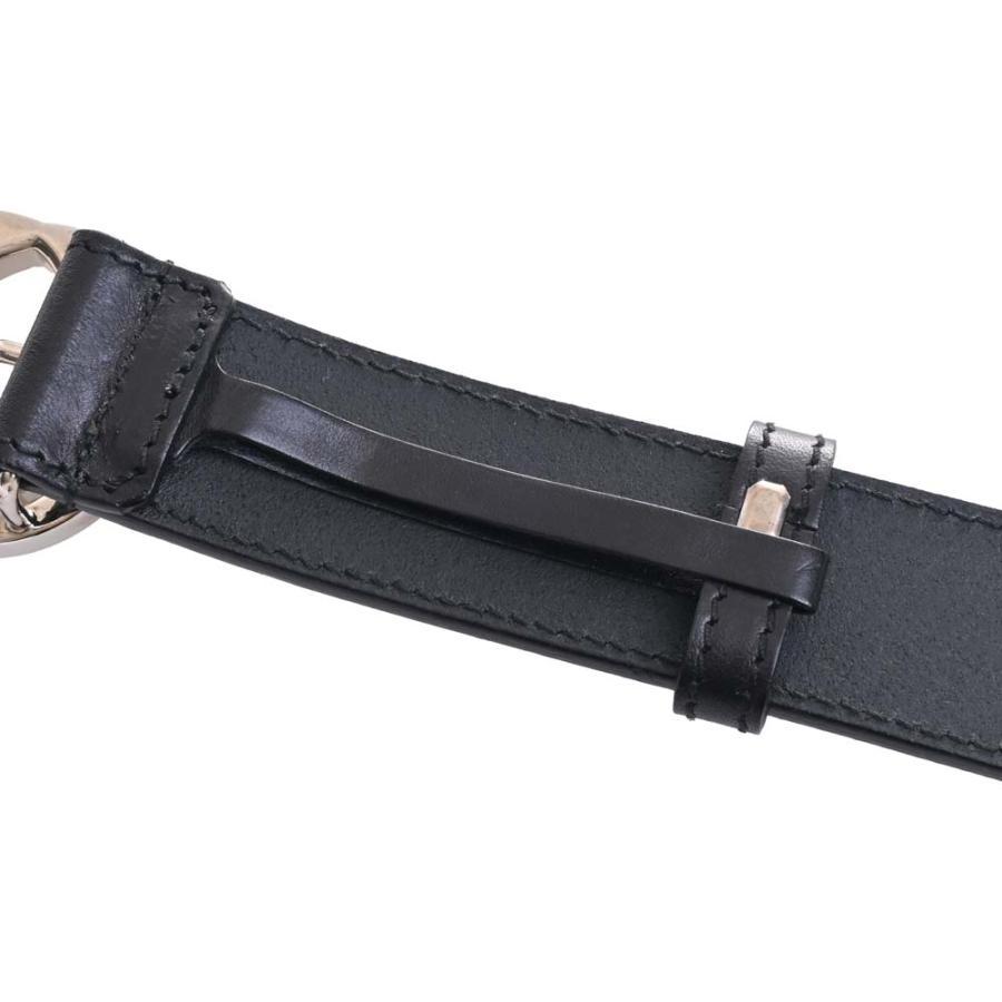 GUCCI ブラックレザーベルト 75-30 GUCCI ブラックレザーベルト 75-30