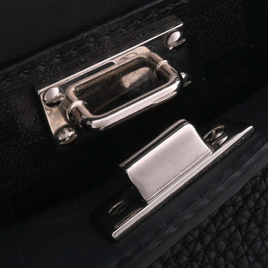 FENDI フェンディ セレリア レザー ピーカブー エッセンシャル