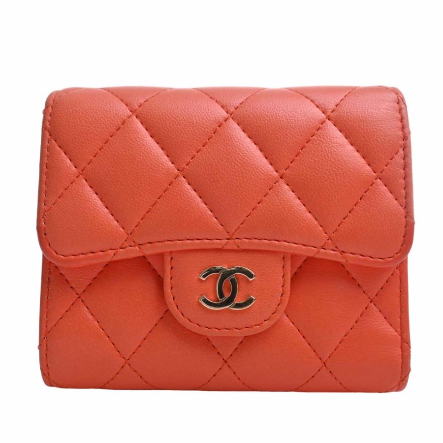CHANEL マトラッセラムスキンココマーク3つ折り財布 - 小物 CHANEL マトラッセラムスキンココマーク3つ折り財布 - 小物