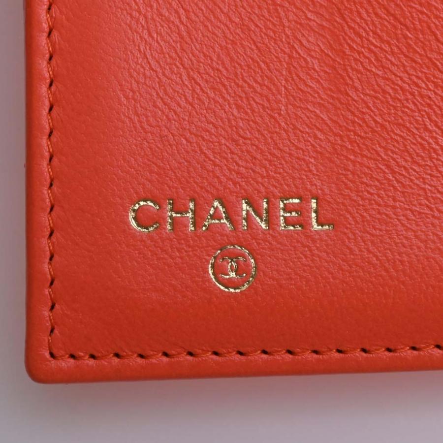 CHANEL シャネル ラムスキン マトラッセ ココマーク 三つ折り CHANEL シャネル ラムスキン マトラッセ ココマーク 三つ折り