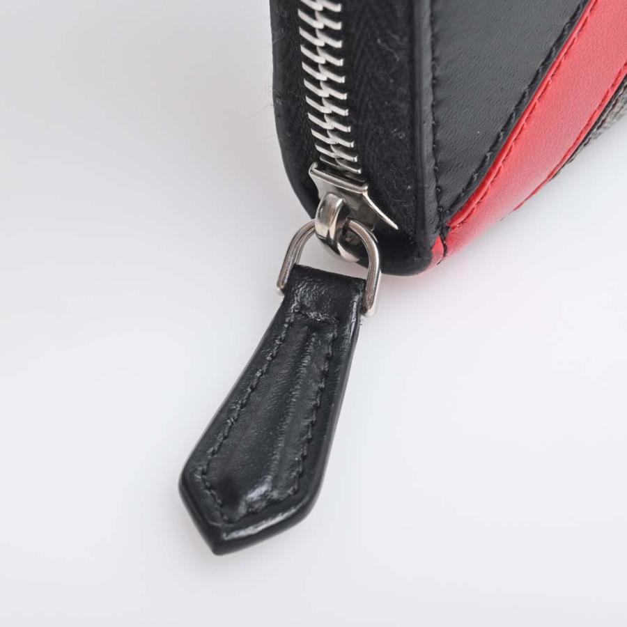 FENDI フェンディ レザー ズッカ柄 ラウンドファスナー 長財布