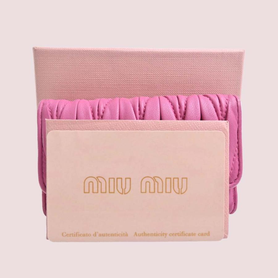 miu miu ミュウミュウ MATELASSE 6連 キーケース 5M0222 ピンク