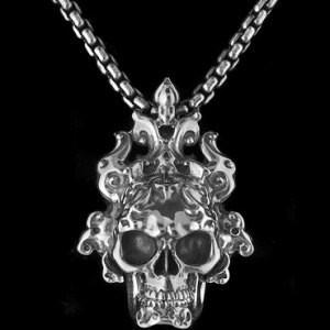 LONE ONES（ロンワンズ） ミディアムバロックスカルシルバーペンダント