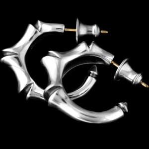 F*W様 LONE ONES ロンワンズ　Eフープ　ピアス　シルバー LONE ONES (ロンワンズ) Eフープ ピアス シルバー - メルカリ