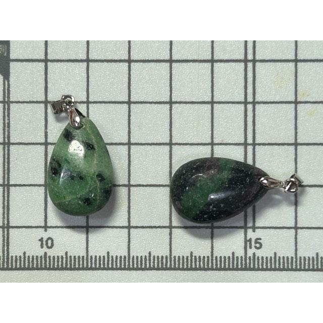 ゾイサイト しずく型 ペンダントトップ 天然石 6001980 |  | 01