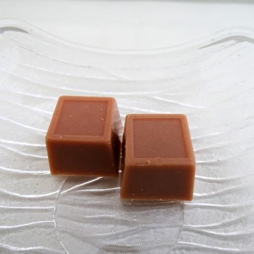 特選 紫いもチョコレート 紫いも畑限定出荷 |  | 03