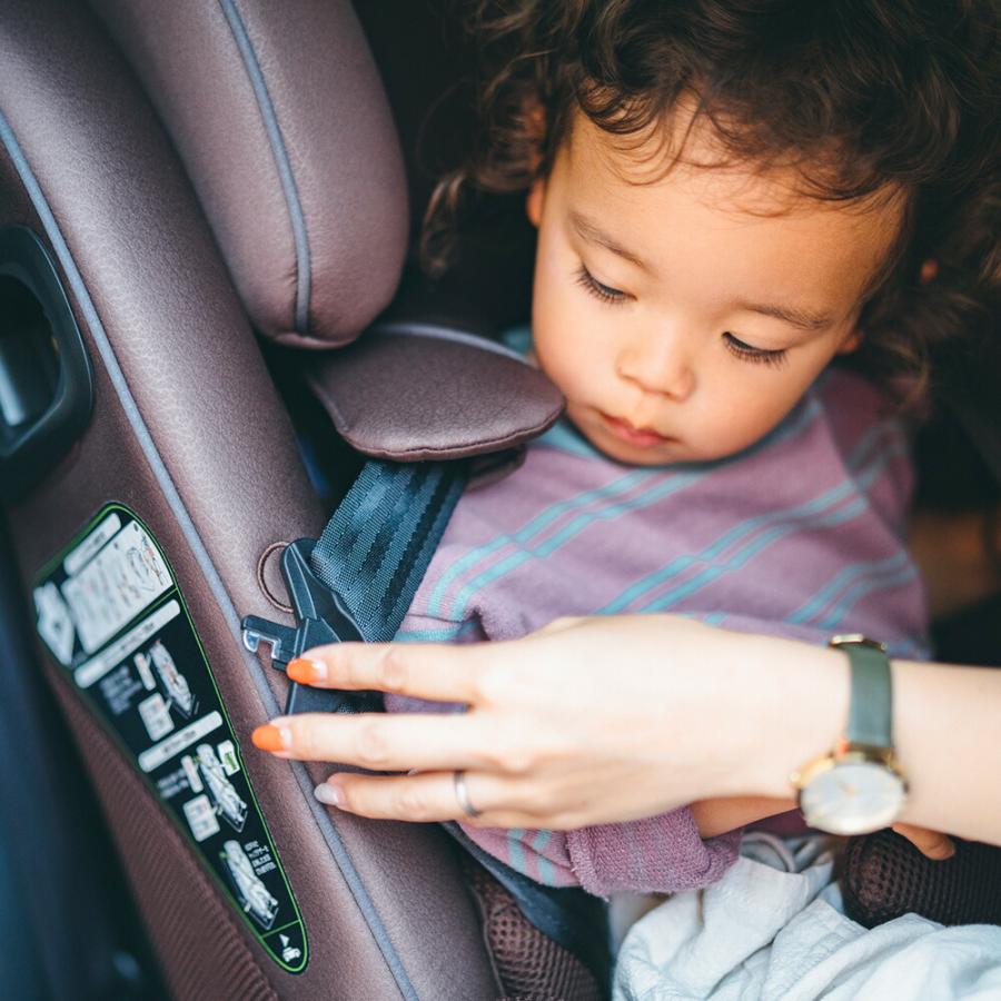 form fit アップリカ フォームフィット ISOFIX セーフティプラス
