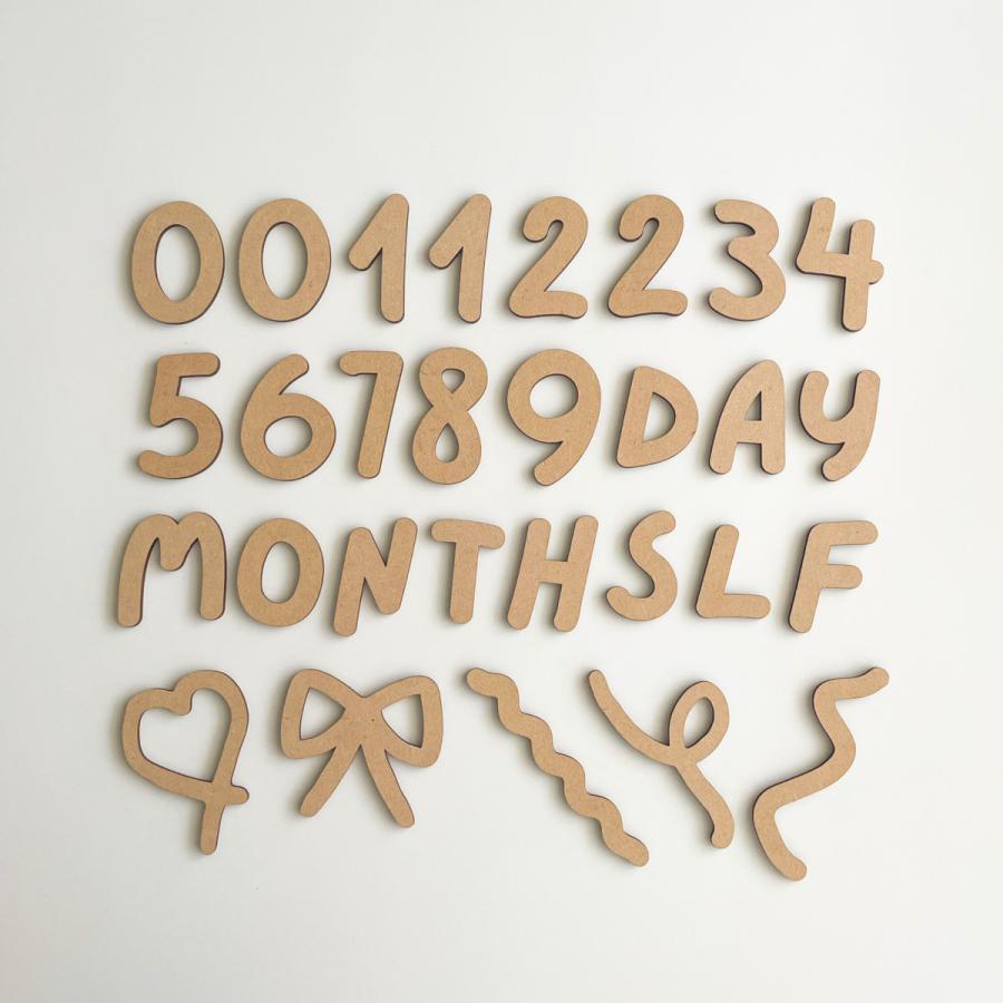 Airie 木製レターバナー 365days banner 木製 レターバナー 月齢フォト マンスリーバナー 成長記録 送料無料（Yahoo!・Shop Airie）