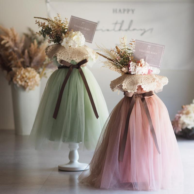 出産祝い おむつケーキ 女の子 ドレス付き ベビーギフト 2way ワンピース フォーマル 記念日 結婚式 撮影 80cm アートフラワー おしゃれ 人気 ヘアバンド スタイの画像