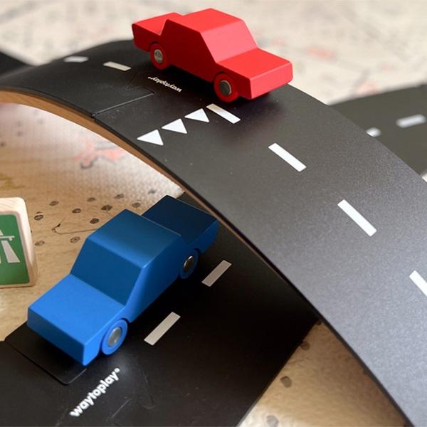 キングオブザロード・ギフトセット waytoplay 2台＋40pcs ウェイトゥプレイ（オランダ） ゴム製道路セット 【沖縄及び離島発送不可】_7