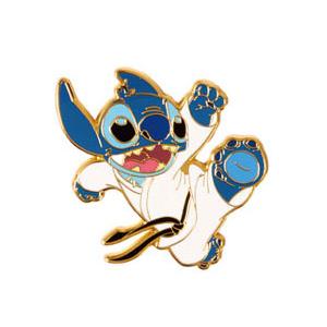 Loungefly（ラウンジフライ） ピンバッチ リロ&ステッチ ランダム