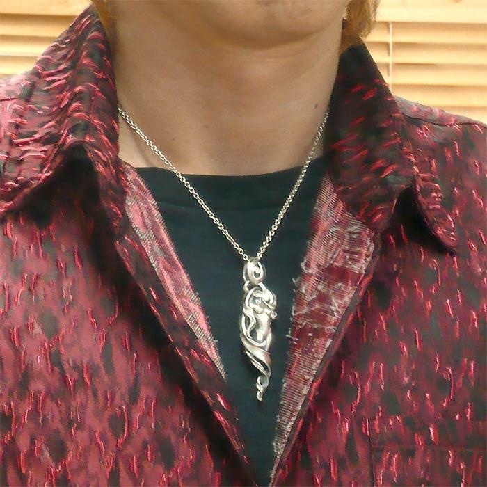 Graffiti マッドグラフィティ Mad シルバーペンダントトップ