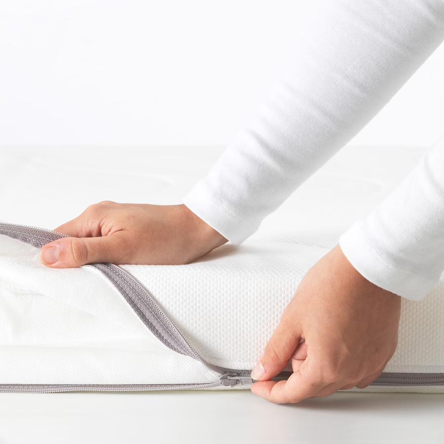ベビーベッド用 フォームマットレス イケア クルッメルール IKEA KRUMMELUR 60x120x8 cmの画像