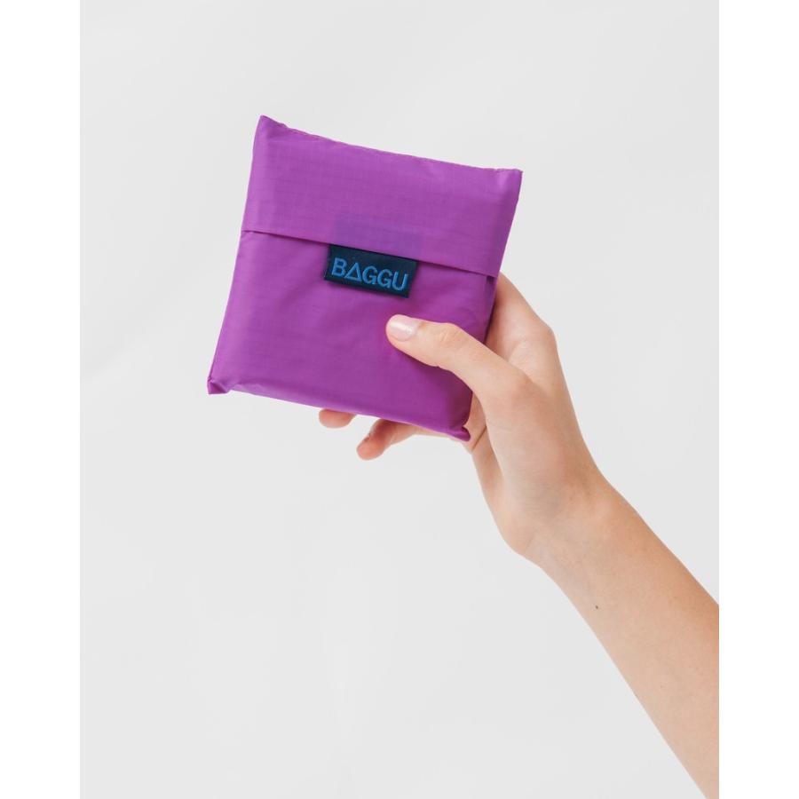 2500円以上で送料無料 エコバッグ Baggu Standard Baggu 無地 バグゥ スタンダード バグゥ エレクトリックパープル Back 通販 Yahoo ショッピング