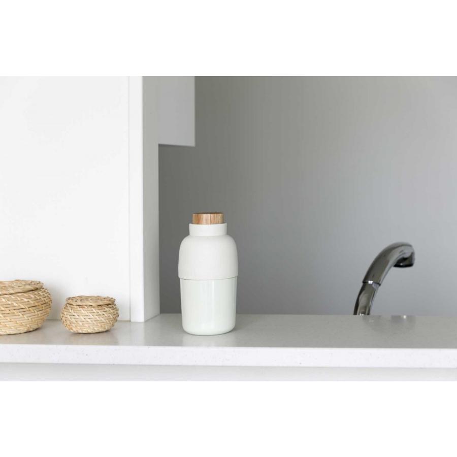 ウェットシートケース ideaco モチビン おしゃれ イデアコ ロールウェットティッシュ専用容器 Mochi Bin ライトブルー |  | 01