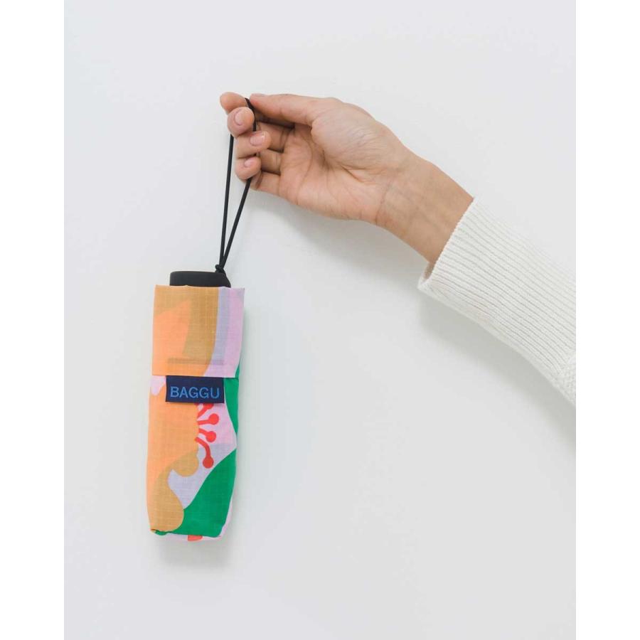 折りたたみ傘 BAGGU UMBRELLA レディース かさ 軽量コンパクト！ おしゃれ！ バグゥ 正規品 折傘 女性用 ホワイトネイビー | BAGGU | 03