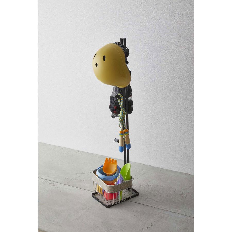 収納ラック 山崎実業 Tower ヘルメット 電動自転車バッテリースタンド 子供用ヘルメット収納 Yamazaki タワー ブラック Back 通販 Yahoo ショッピング