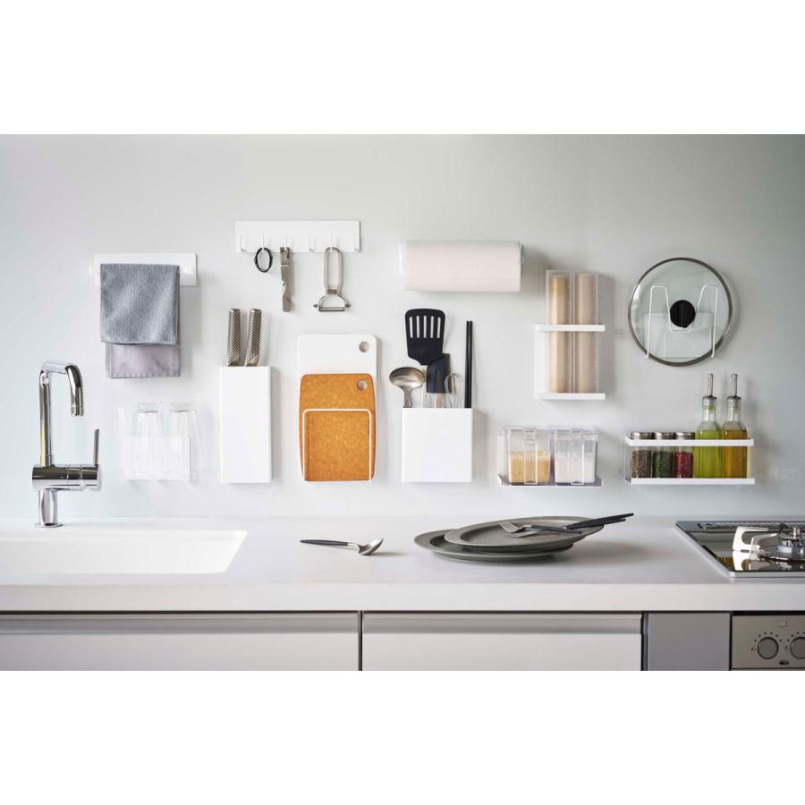 包丁スタンド 山崎実業 正規品 TOWER タワー マグネット包丁スタンド 包丁ケース 包丁差し 収納ケース マグネットキッチンシリーズ ホワイト | tower | 06