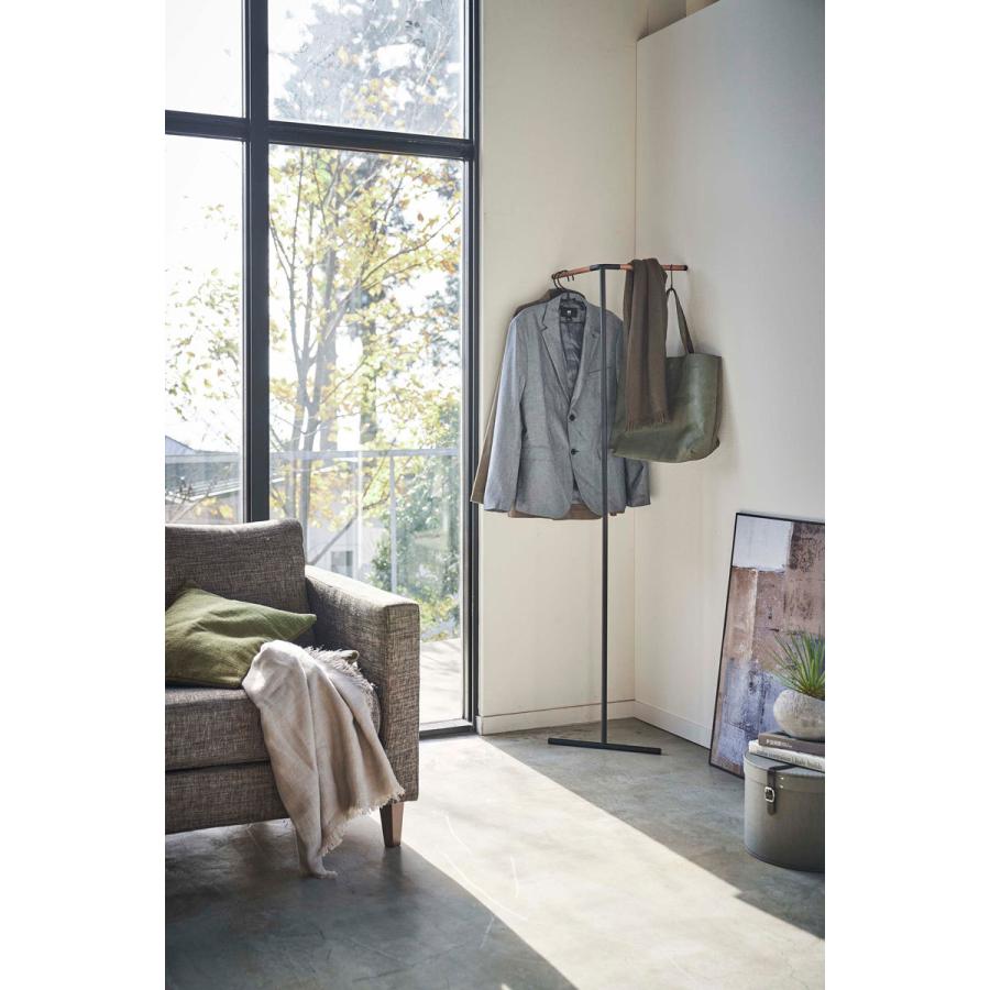 コートハンガー 山崎実業 正規品 TOWER タワー 立て掛けコーナーコートハンガー コートフック コート掛け ブラック | tower | 01