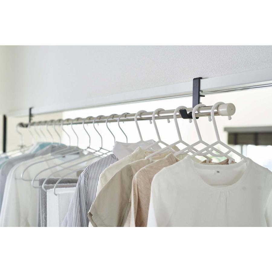 室内干しグッズ 山崎実業 正規品 TOWER タワー 室内物干しポールホルダー 2個組 物干し竿 ブラック | tower | 03