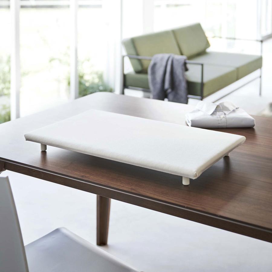 アイロン台 山崎実業 正規品 TOWER タワー 卓上脚付き 平型アイロン台 おすすめ ホワイト | tower