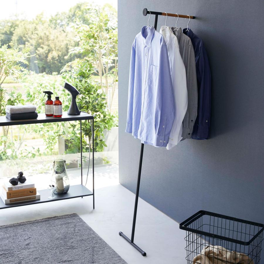 衣類スチーマーハンガーラック 山崎実業 正規品 TOWER タワー 衣類スチーマーアイロン掛けハンガー 衣類スチーマーアイロン台  ブラック | tower