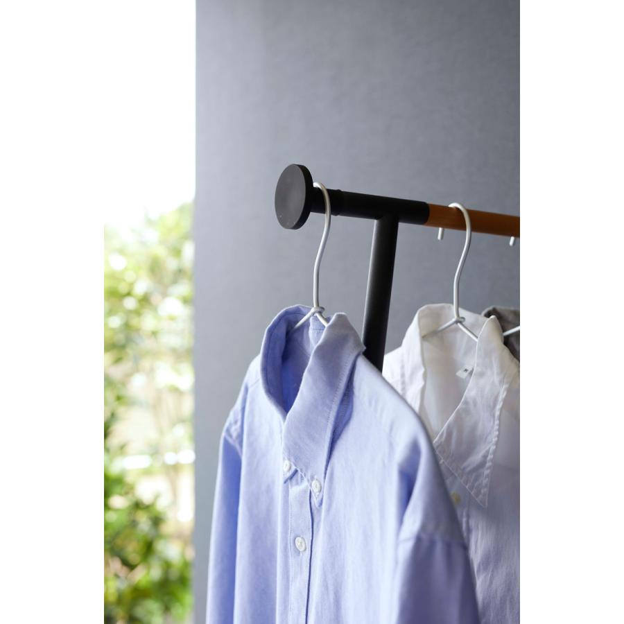 衣類スチーマーハンガーラック 山崎実業 正規品 TOWER タワー 衣類スチーマーアイロン掛けハンガー 衣類スチーマーアイロン台  ブラック | tower | 04