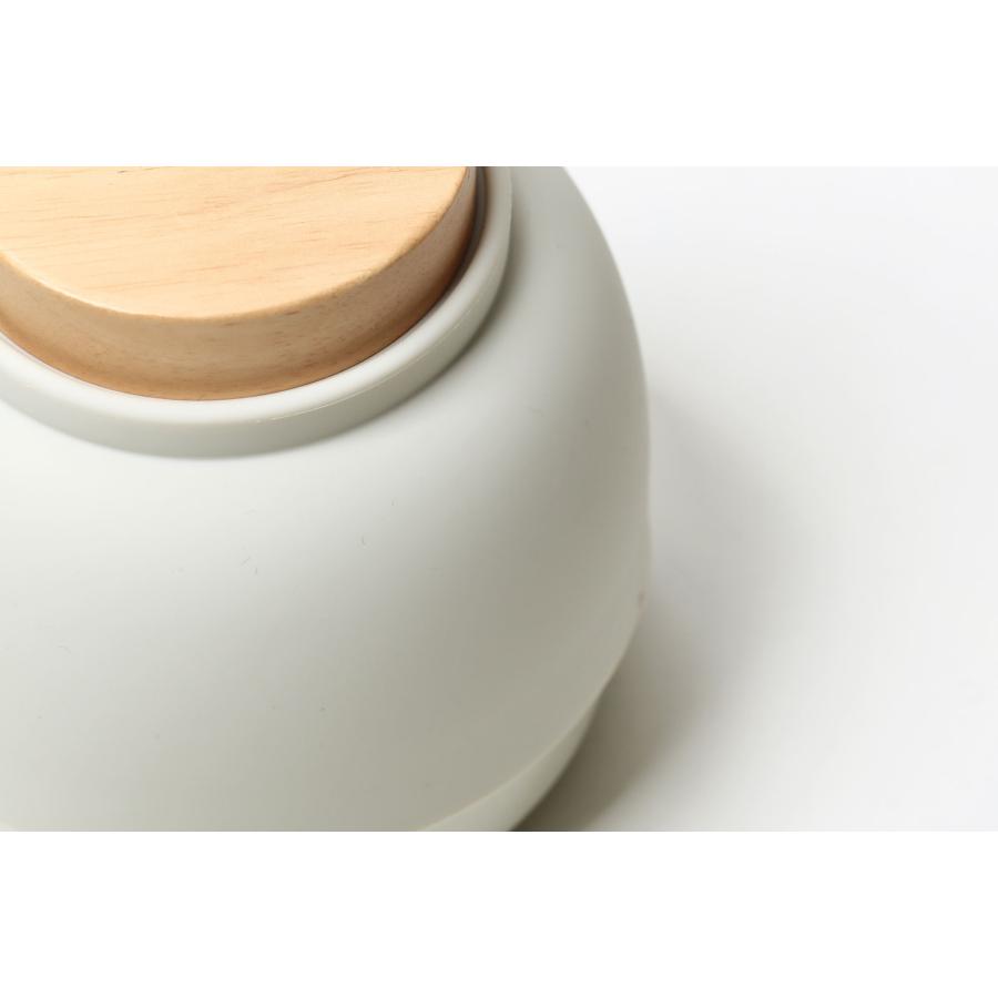 ウェットシートケース 正規品 ideaco イデアコ ウェットティッシュケース モチモコ ウェットティッシュケース Wet Tissue Case Mochi Moco サンドホワイト |  | 02