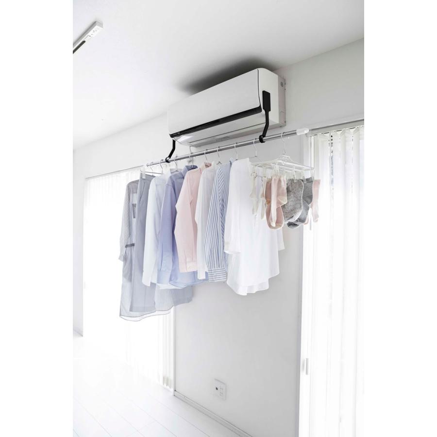 物干し竿ホルダー 山崎実業 正規品 TOWER タワー フィルムフックエアコン室内物干しポールホルダー 室内物干し 室内干し  ブラック | tower | 04