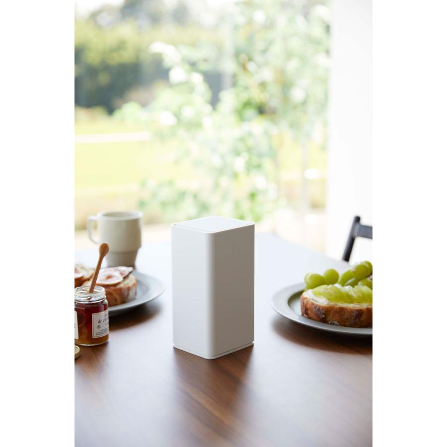 ウェットティッシュケース 山崎実業 正規品 TOWER タワー ロール型ウェットティッシュケース ウエットシートケース ロールウェットティッシュケース ホワイト | tower | 02