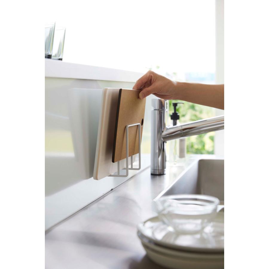 まな板スタンド 山崎実業 正規品 TOWER タワー フィルムフックまな板ホルダー まな板立て まな板収納  ホワイト | tower | 05