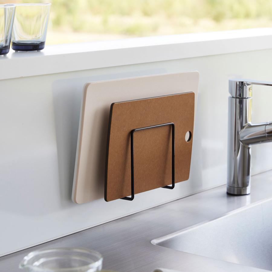 まな板スタンド 山崎実業 正規品 TOWER タワー フィルムフックまな板ホルダー まな板立て まな板収納  ブラック | tower