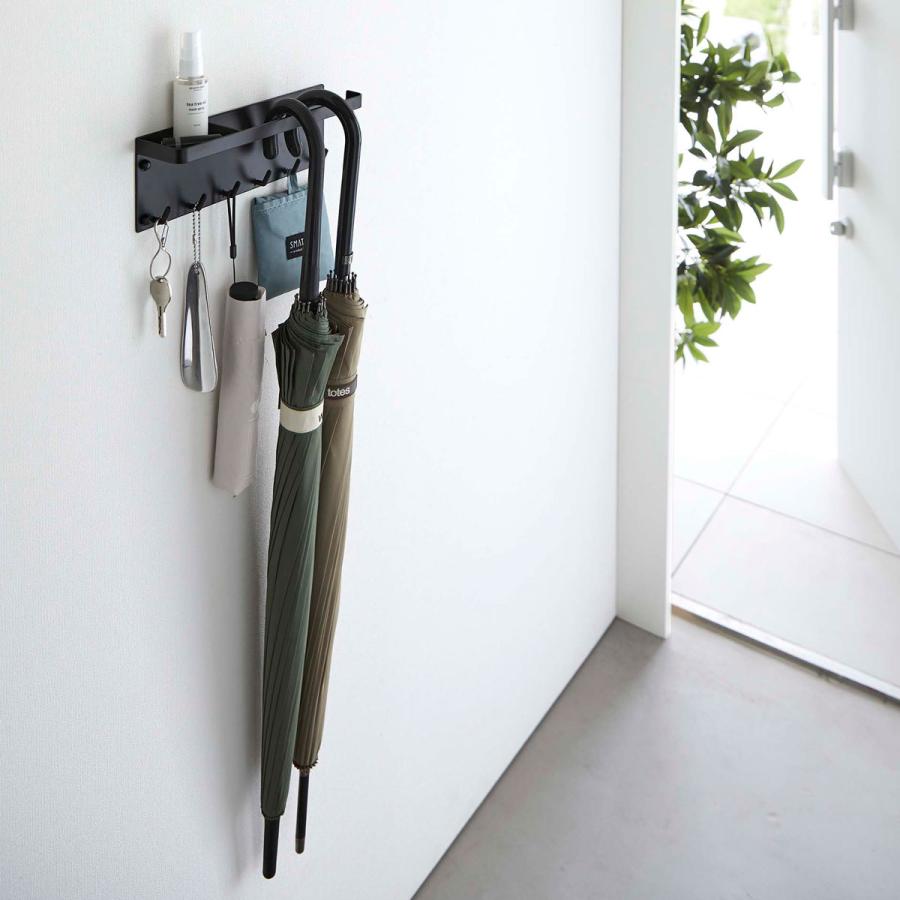 傘立て 山崎実業 正規品 TOWER タワー 石こうボード壁対応 トレー付きアンブレラホルダー 傘たて 傘スタンド  ブラック | tower