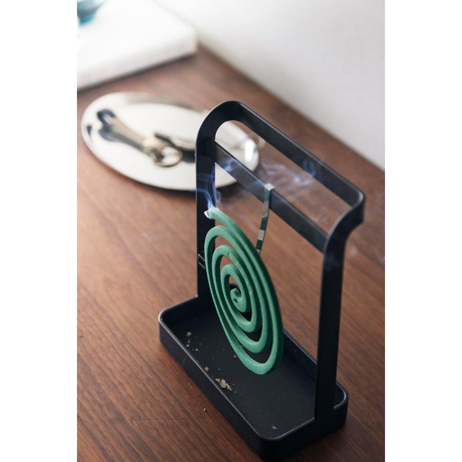 蚊取り線香入れ 山崎実業 正規品 tower タワー 蚊取り線香ハンガー 蚊遣り 蚊やり器  ブラック | tower | 04